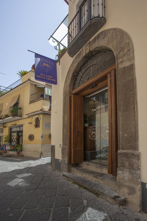 Palazzo Delle Grazie Acomodação com café da manhã Sorrento Exterior foto